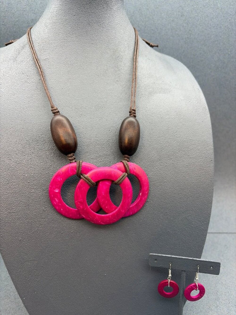 Pink Circle Necklace Earrings Set 20-28 In Statement Island-Inspired Bohemian